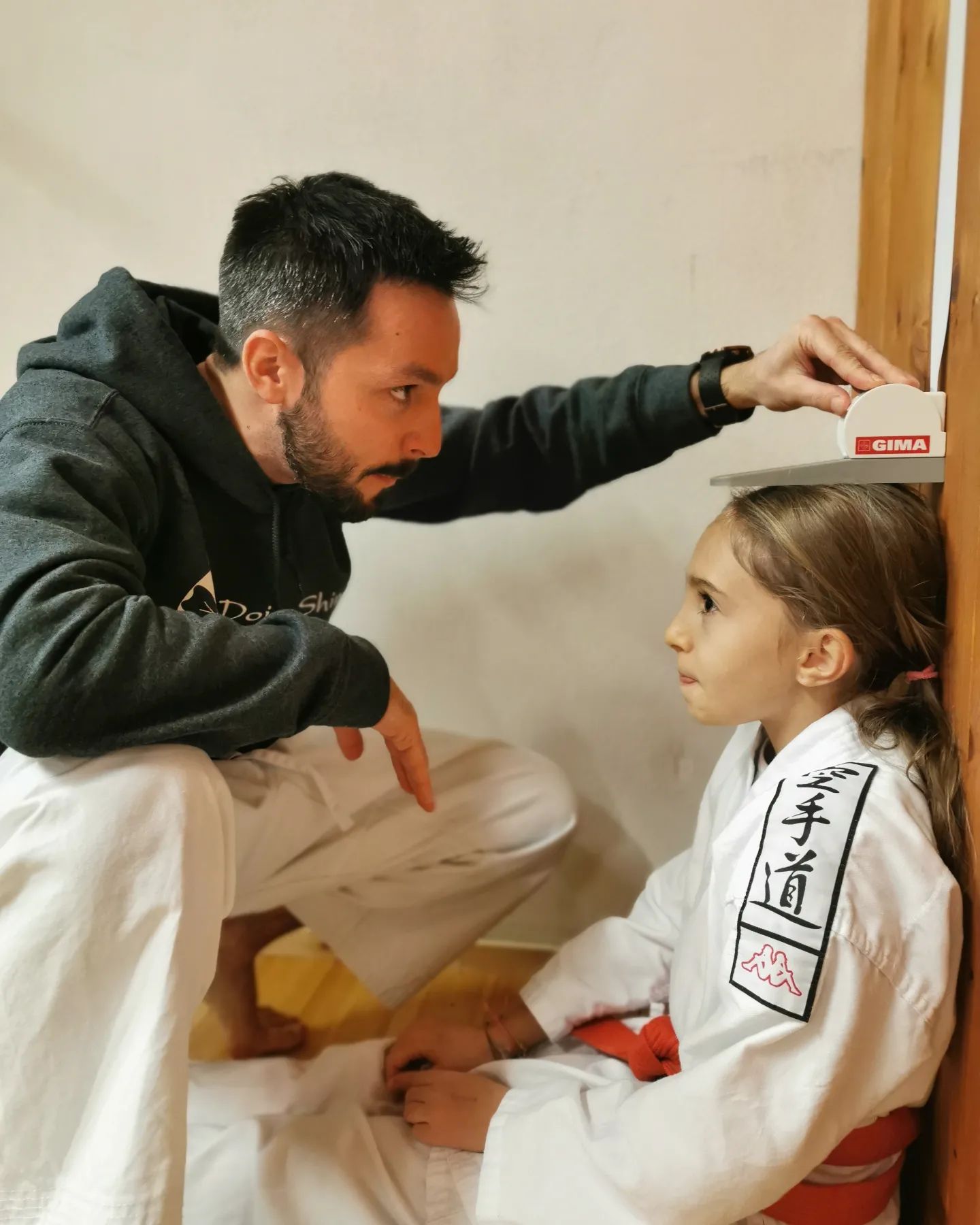 Fase di test del gruppo karate bambini del dojo Shin Sui di Alessandria